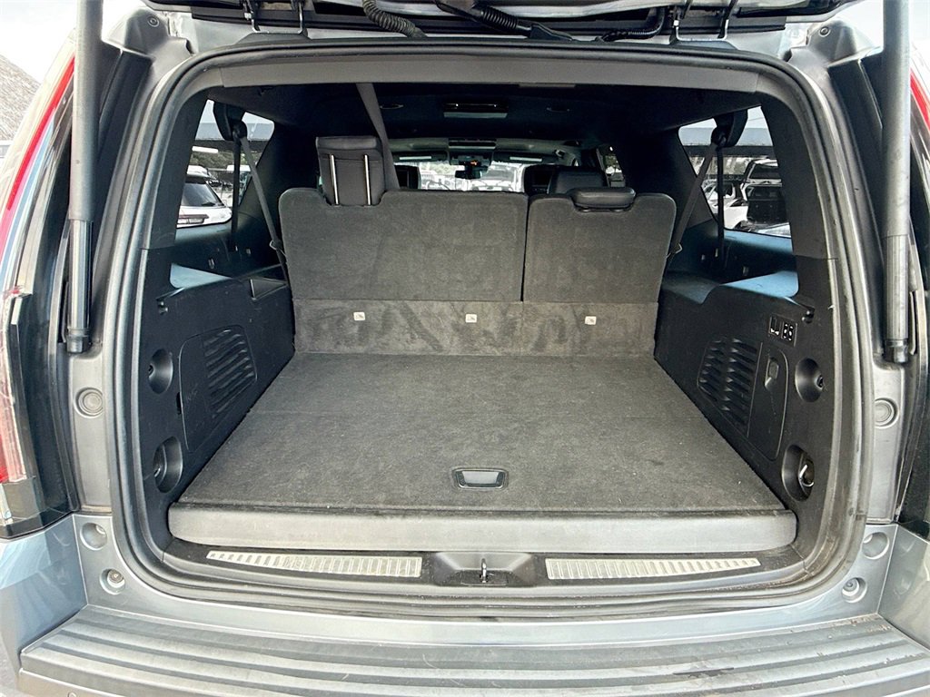 Used 2019 Cadillac Escalade ESV Platinum image 30
