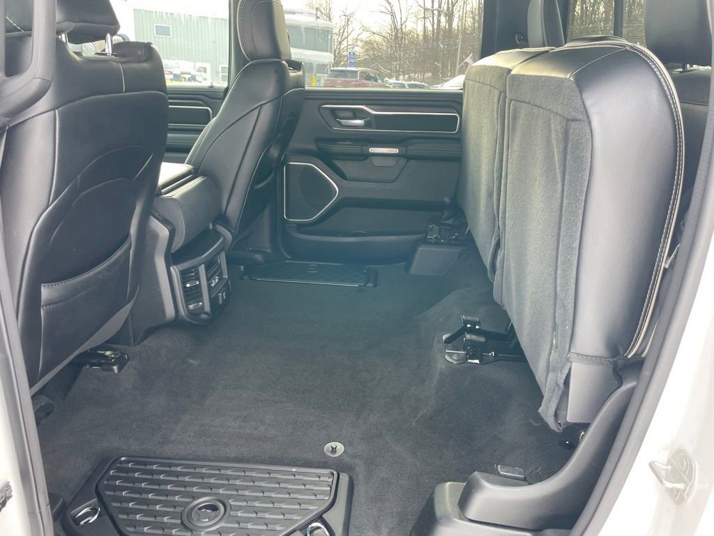 Used 2023 RAM 1500 Laramie AWD/4WD image 16
