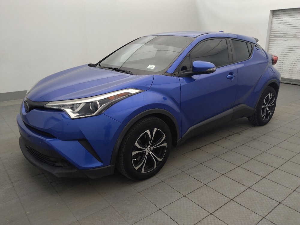 Used 2019 Toyota C-HR LE FWD image 2