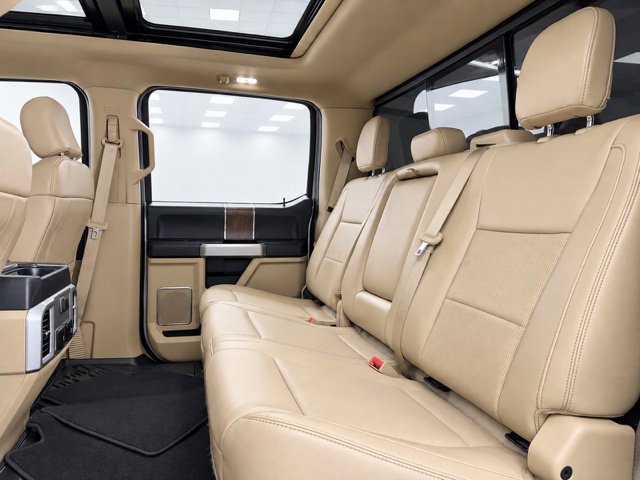 Used 2019 Ford F250 Lariat w/ Lariat Ultimate Package AWD/4WD image 30