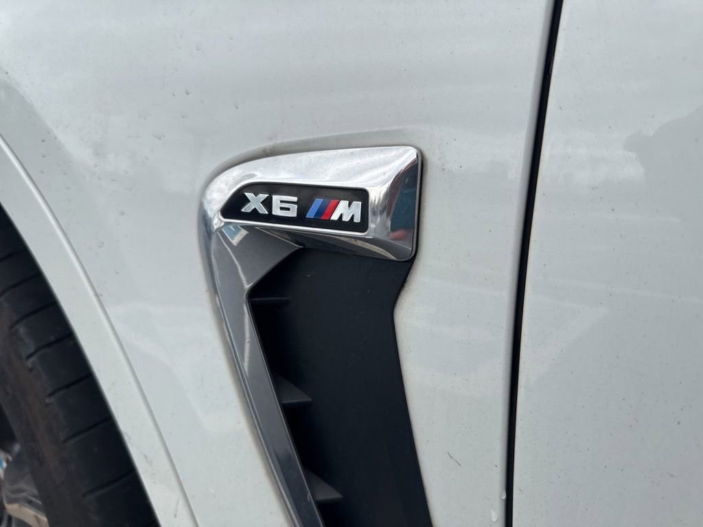 Used 2015 BMW X6 M Base image 10