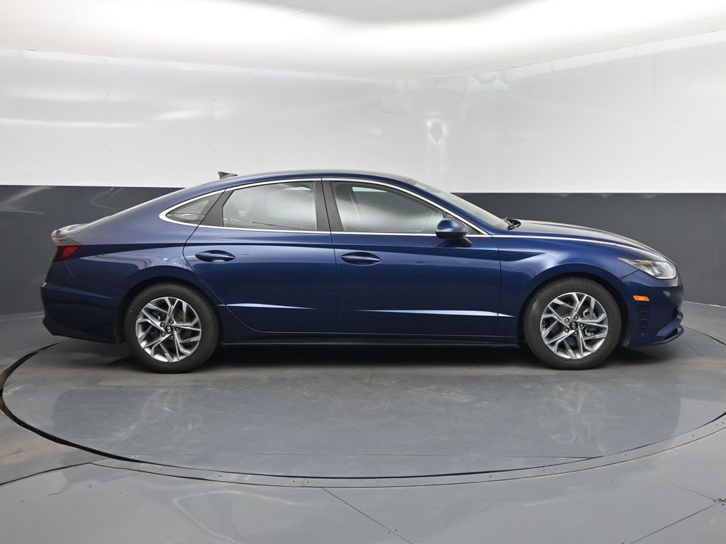 Used 2020 Hyundai Sonata SEL image 2