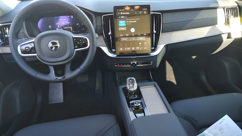 New 2026 Volvo XC90 B6 Plus image 12