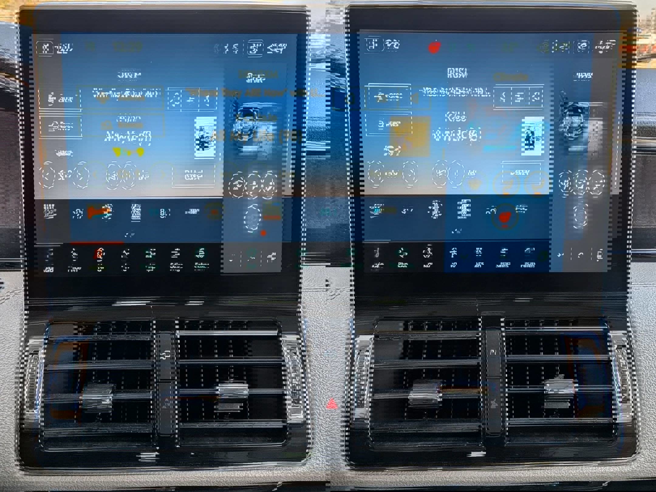 Used 2022 Lincoln Navigator Reserve AWD/4WD image 19