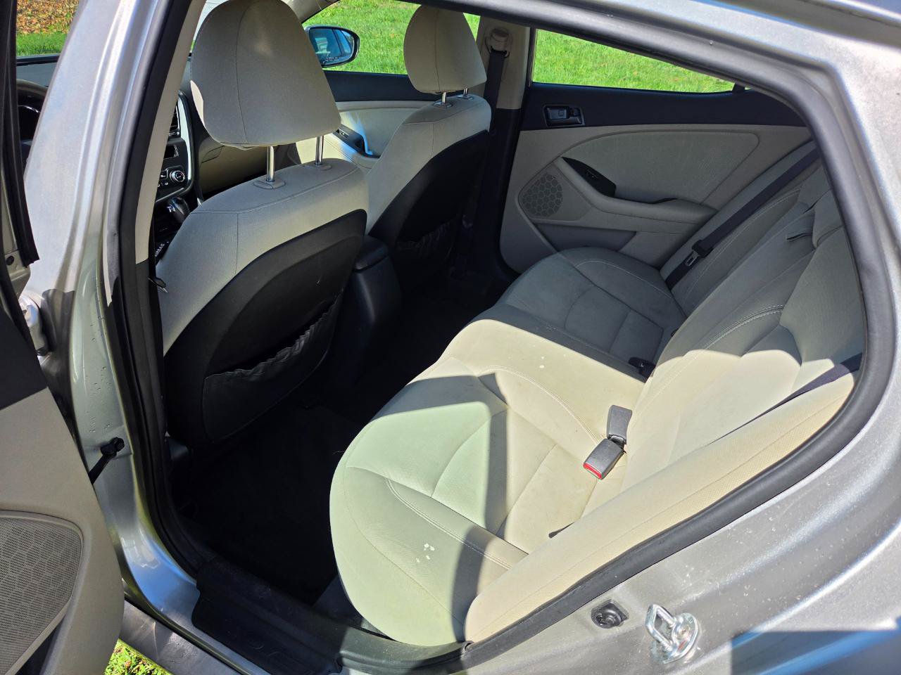 Used 2012 Kia Optima LX w/ Convenience Pkg FWD image 10