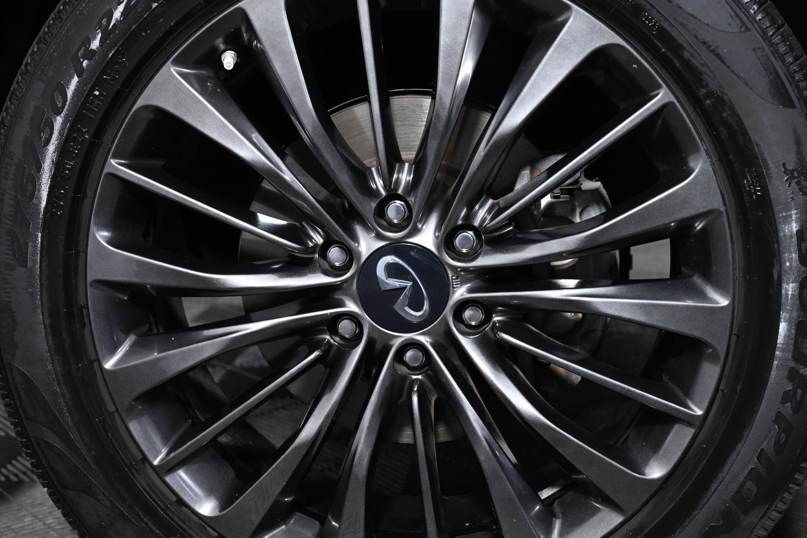 Used 2021 INFINITI QX80 Premium Select w/ All-Season Package AWD/4WD image 35