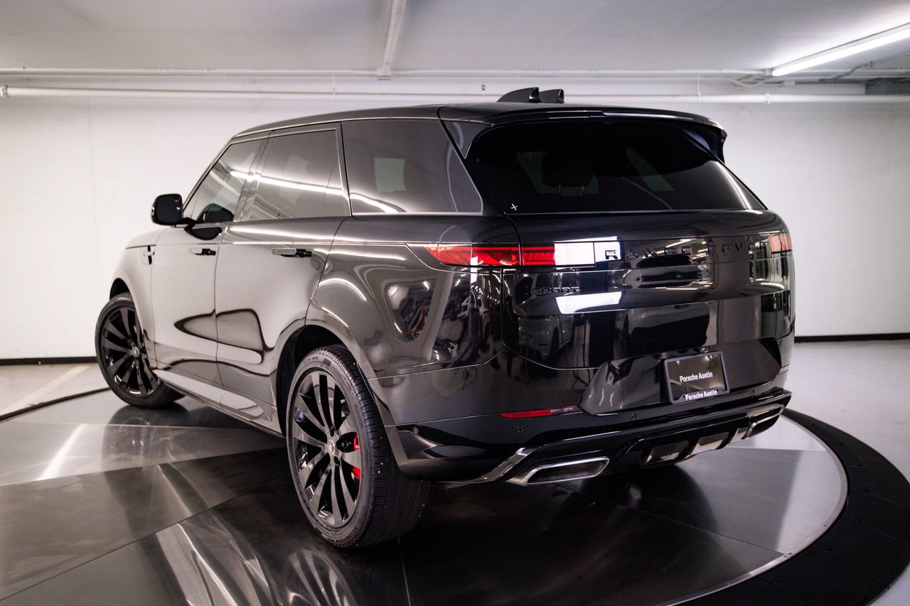 Used 2024 Land Rover Range Rover Sport Dynamic SE AWD/4WD image 3
