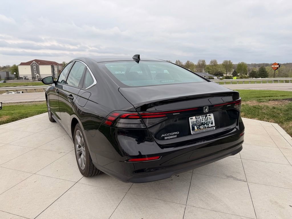 Used 2024 Honda Accord EX image 3