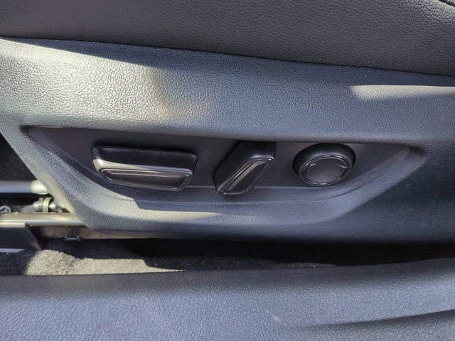 Used 2026 Toyota Camry SE FWD image 16