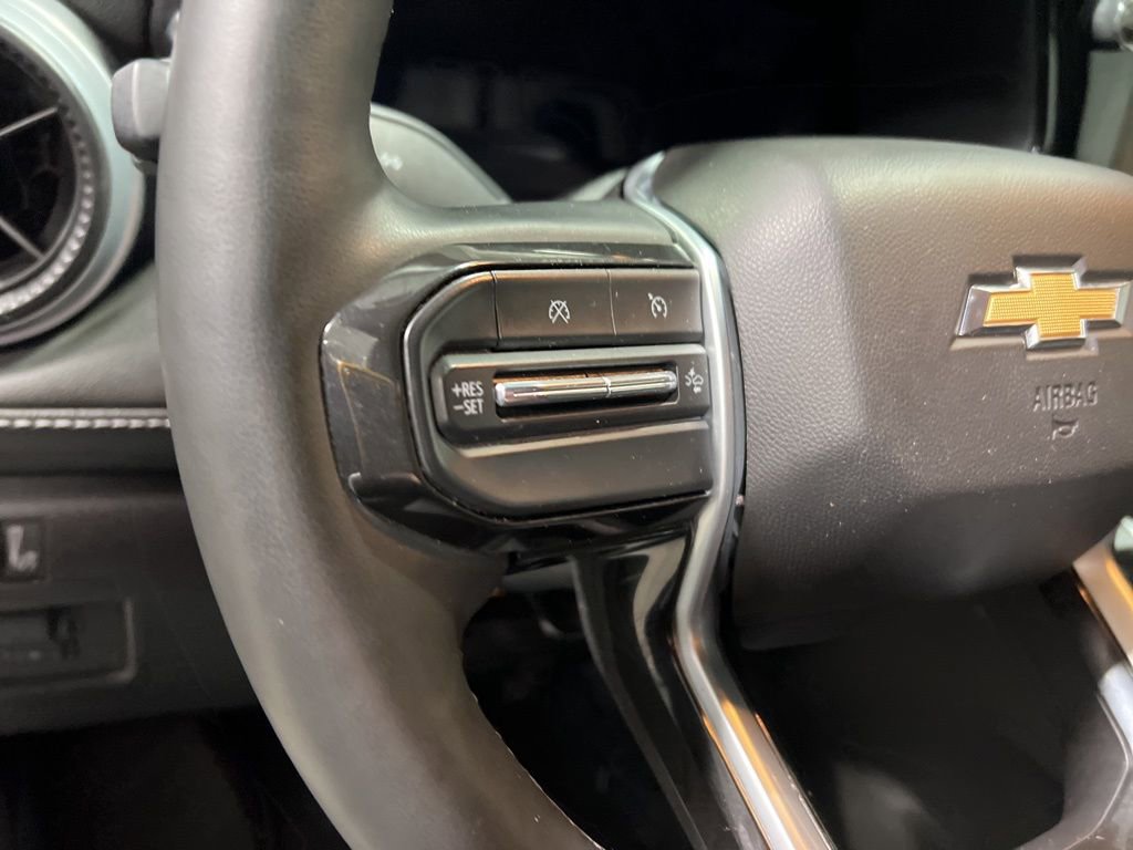 Used 2025 Chevrolet Colorado LT w/ LT Convenience Package image 29