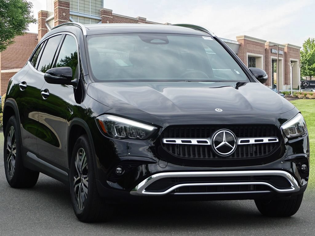 Certified 2025 Mercedes-Benz GLA 250 image 3