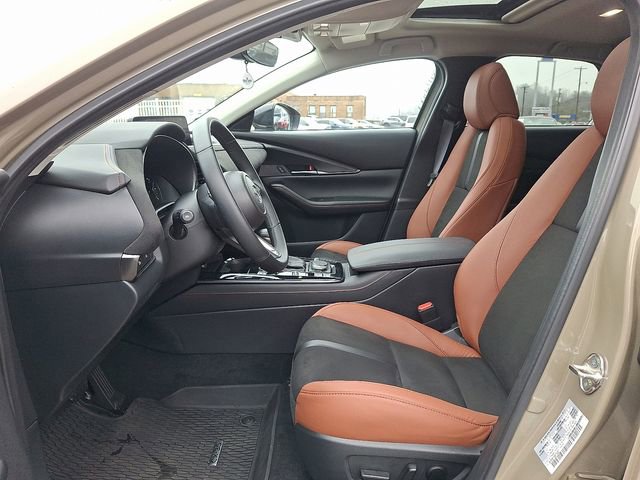 Certified 2025 MAZDA CX-30 Carbon image 14