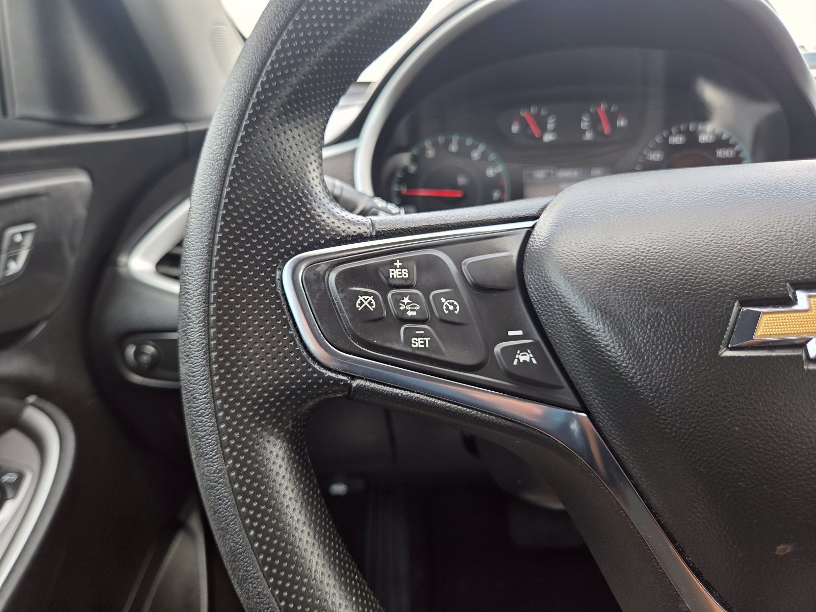 Used 2024 Chevrolet Malibu LT FWD image 43