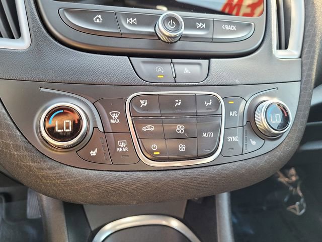 Used 2023 Chevrolet Malibu LT FWD image 19