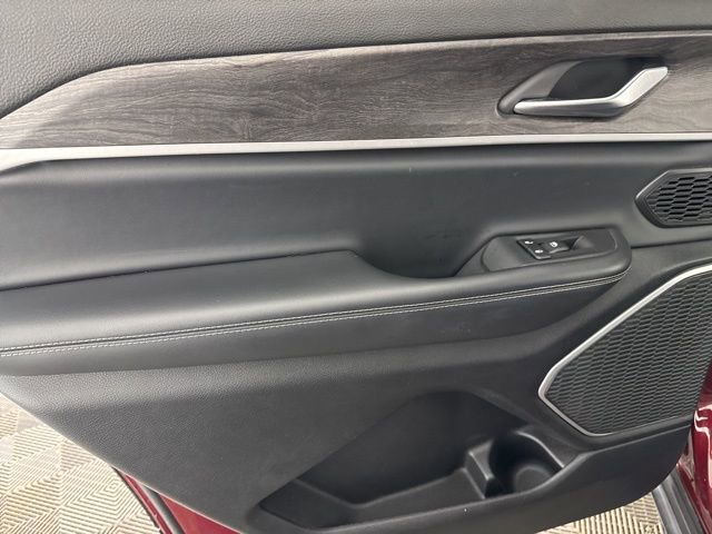 Used 2021 Jeep Grand Cherokee L Limited image 19