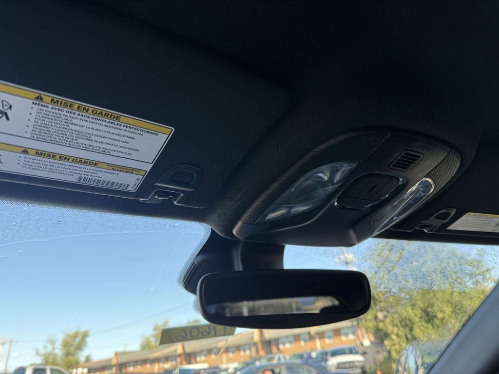 Used 2023 Jeep Compass Limited image 24