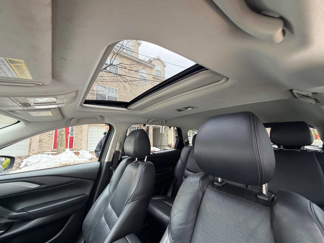 Used 2018 MAZDA CX-9 Touring w/ Touring Premium Package image 12