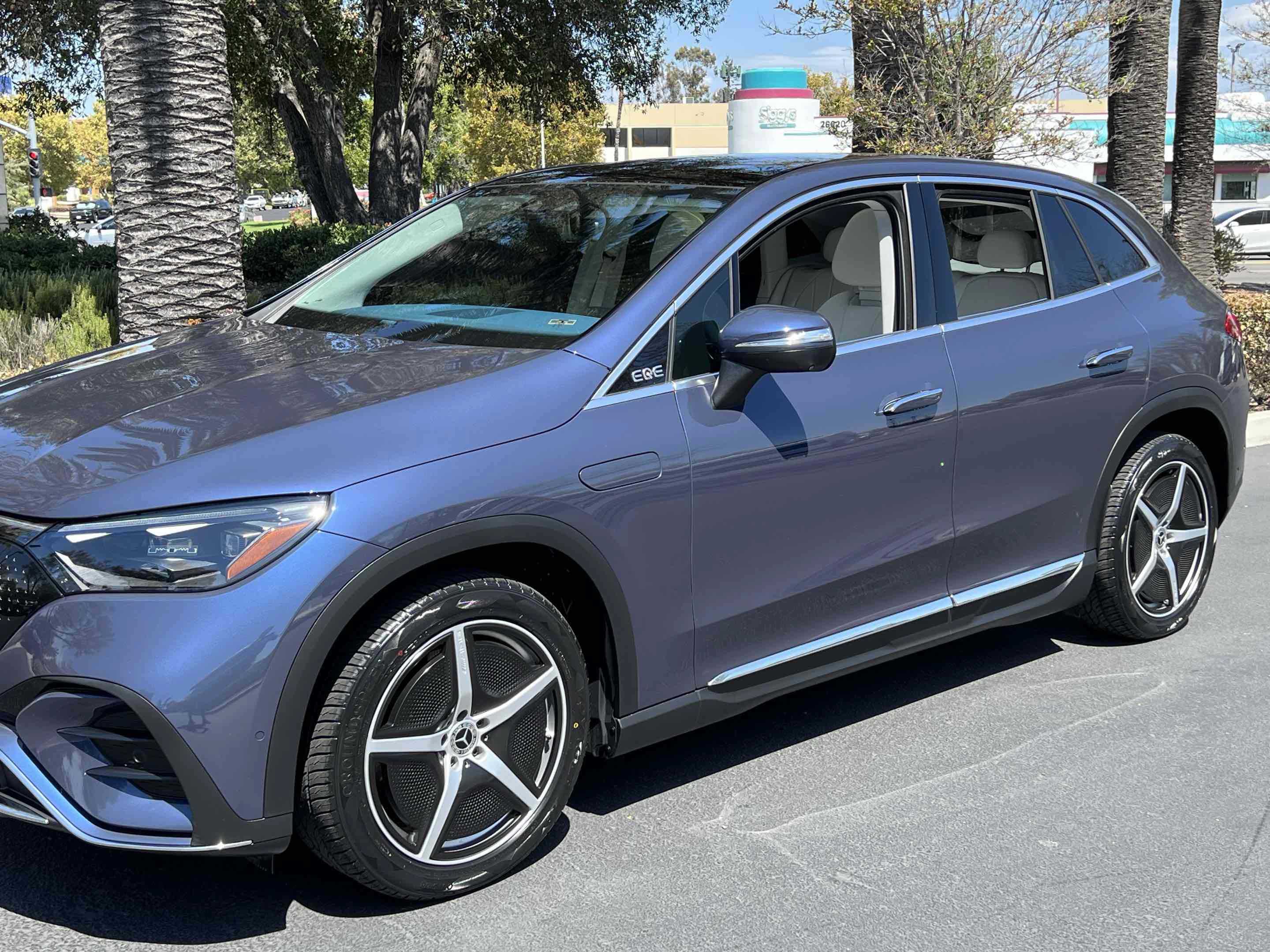 Used 2023 Mercedes-Benz EQE 350+ SUV w/ AMG Line Exterior Package image 44