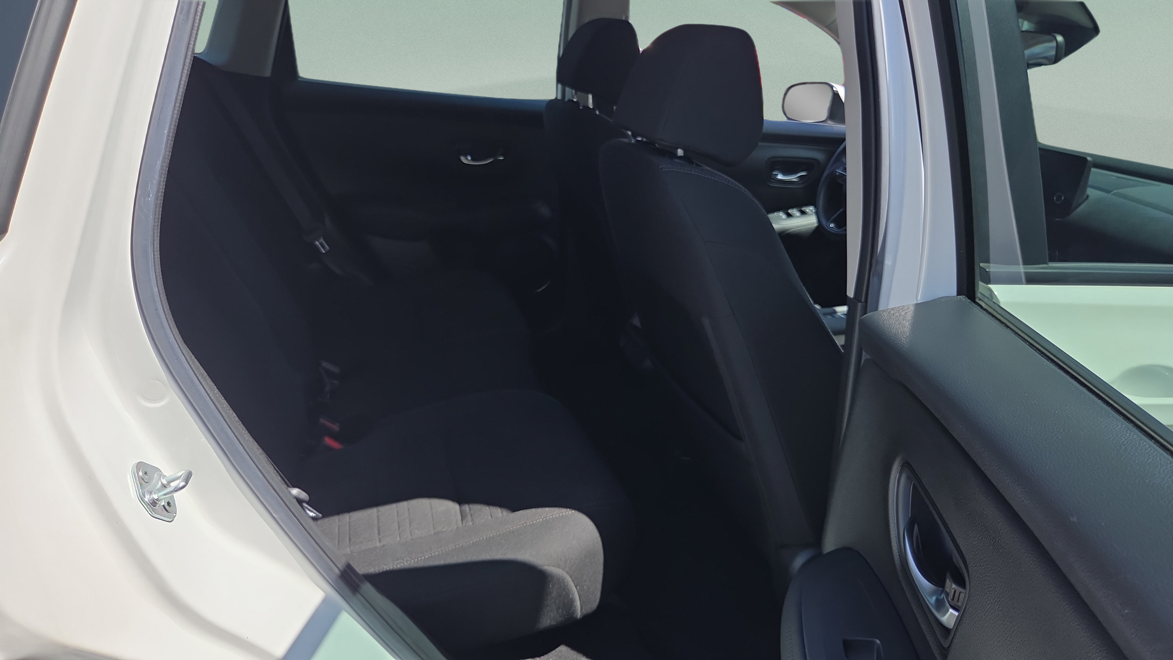 Certified 2024 Honda HR-V LX image 14
