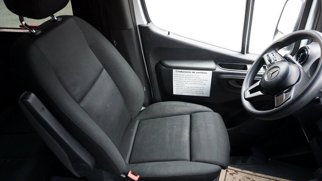 Used 2019 Mercedes-Benz Sprinter 2500 w/ Driver Convenience Package image 16