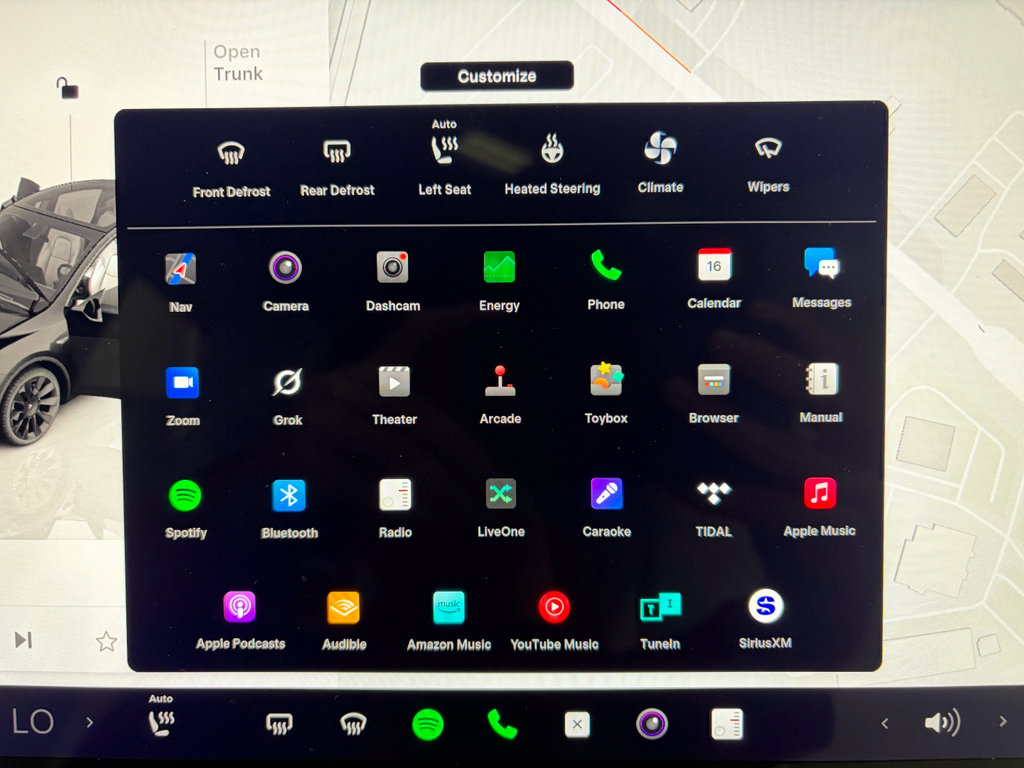 Used 2022 Tesla Model Y Long Range image 14