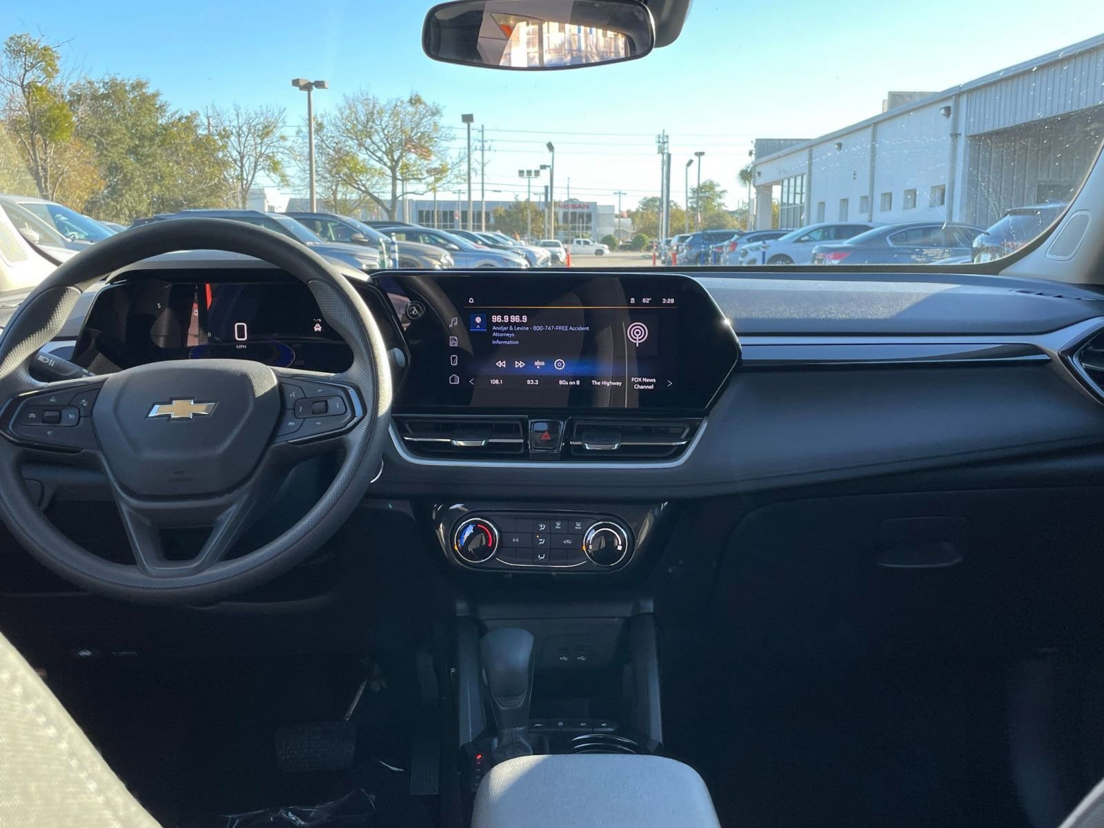 Used 2025 Chevrolet TrailBlazer LT image 18