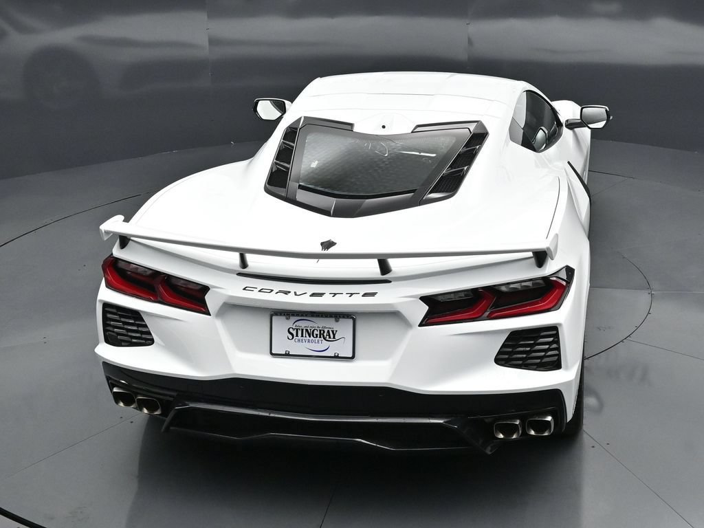 Used 2025 Chevrolet Corvette Stingray Premium Cpe w/ Z51 Performance Package RWD image 26