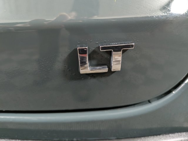 Used 2025 Chevrolet Trax LT FWD image 7