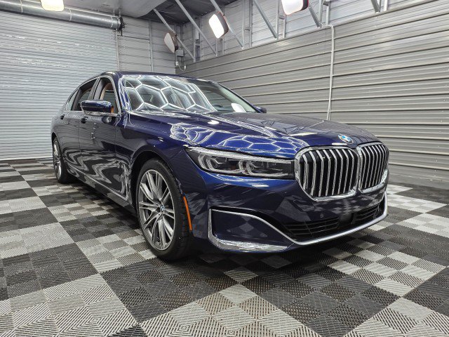Used 2022 BMW 740i xDrive w/ Premium Package AWD/4WD image 4
