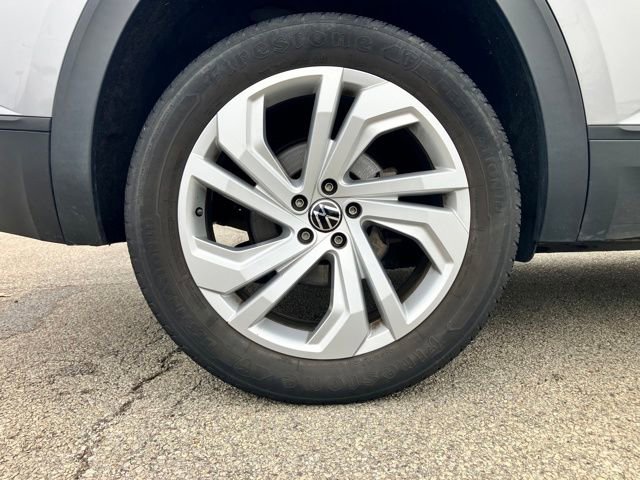 Used 2020 Volkswagen Atlas Cross Sport SEL image 23