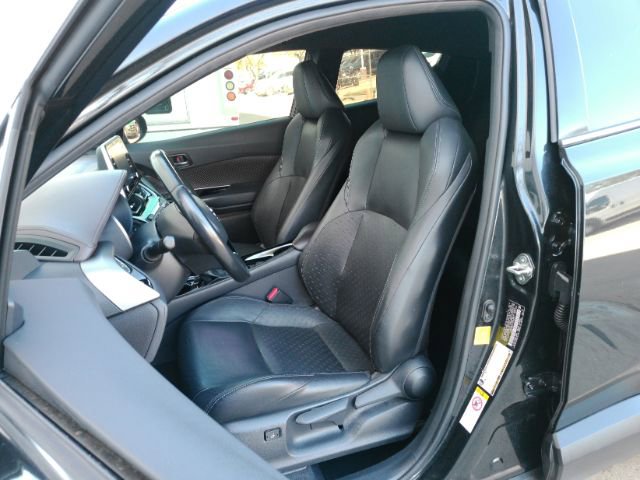 Used 2019 Toyota C-HR Limited image 16