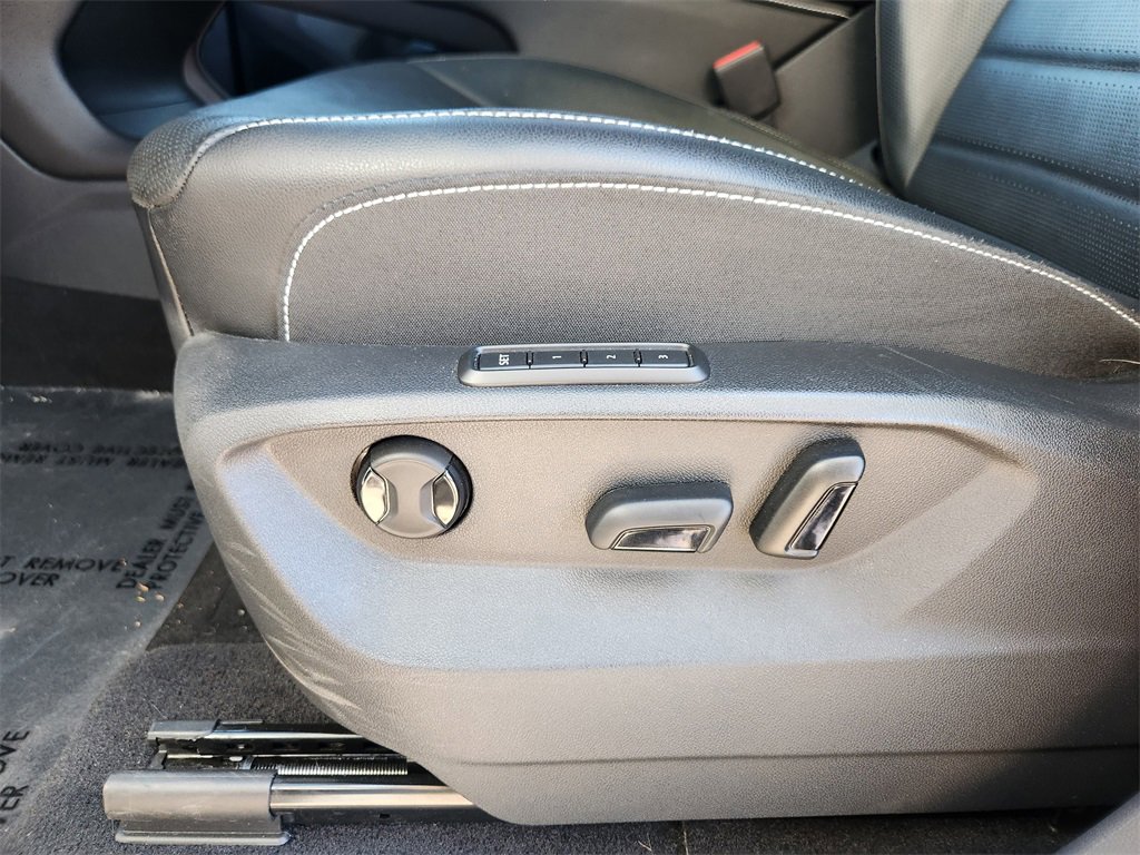 Used 2024 Volkswagen Atlas Cross Sport SEL R-Line image 7