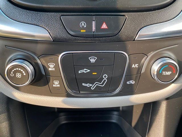 Used 2022 Chevrolet Equinox LS AWD/4WD image 13