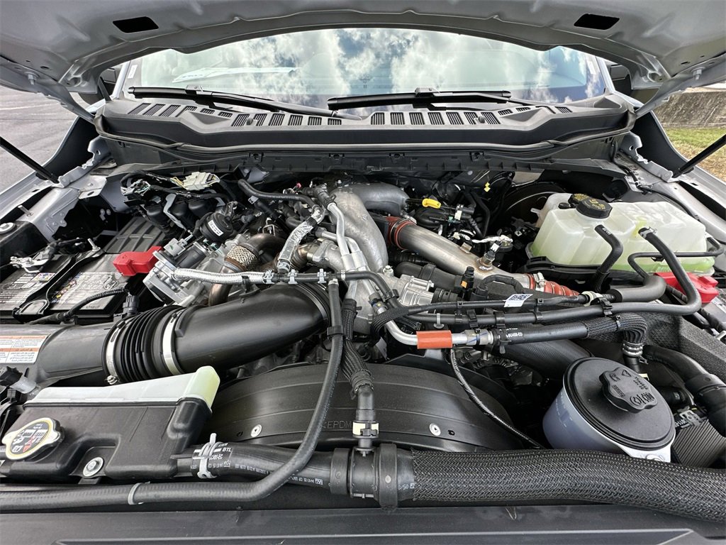 New 2025 Ford F250 Lariat w/ Tremor Off-Road Package image 25