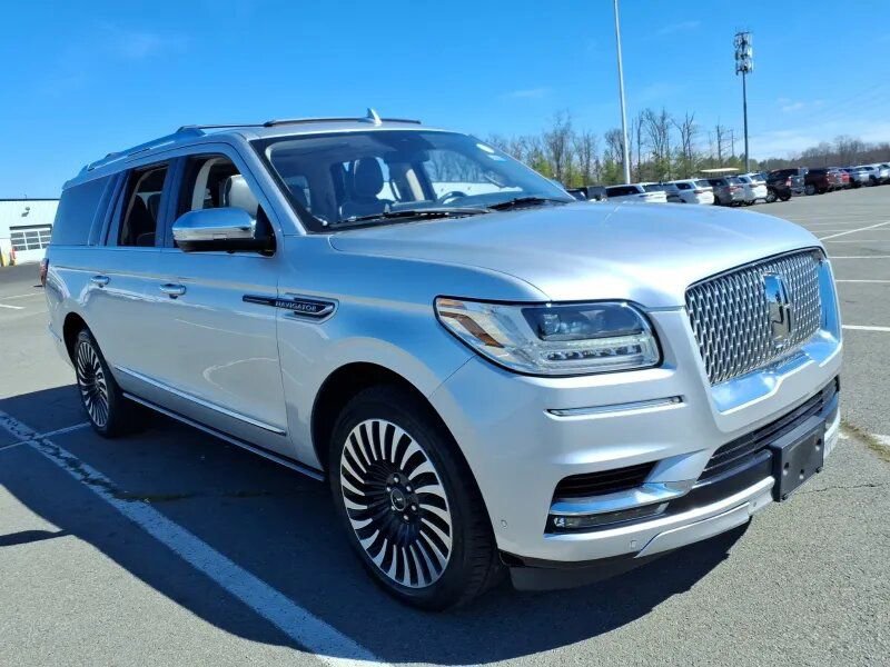Used 2018 Lincoln Navigator L Black Label w/ Cargo Package image 1