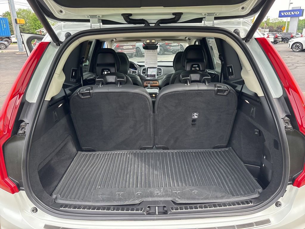 Certified 2023 Volvo XC90 B6 Plus w/ Protection Package Premier AWD/4WD image 35