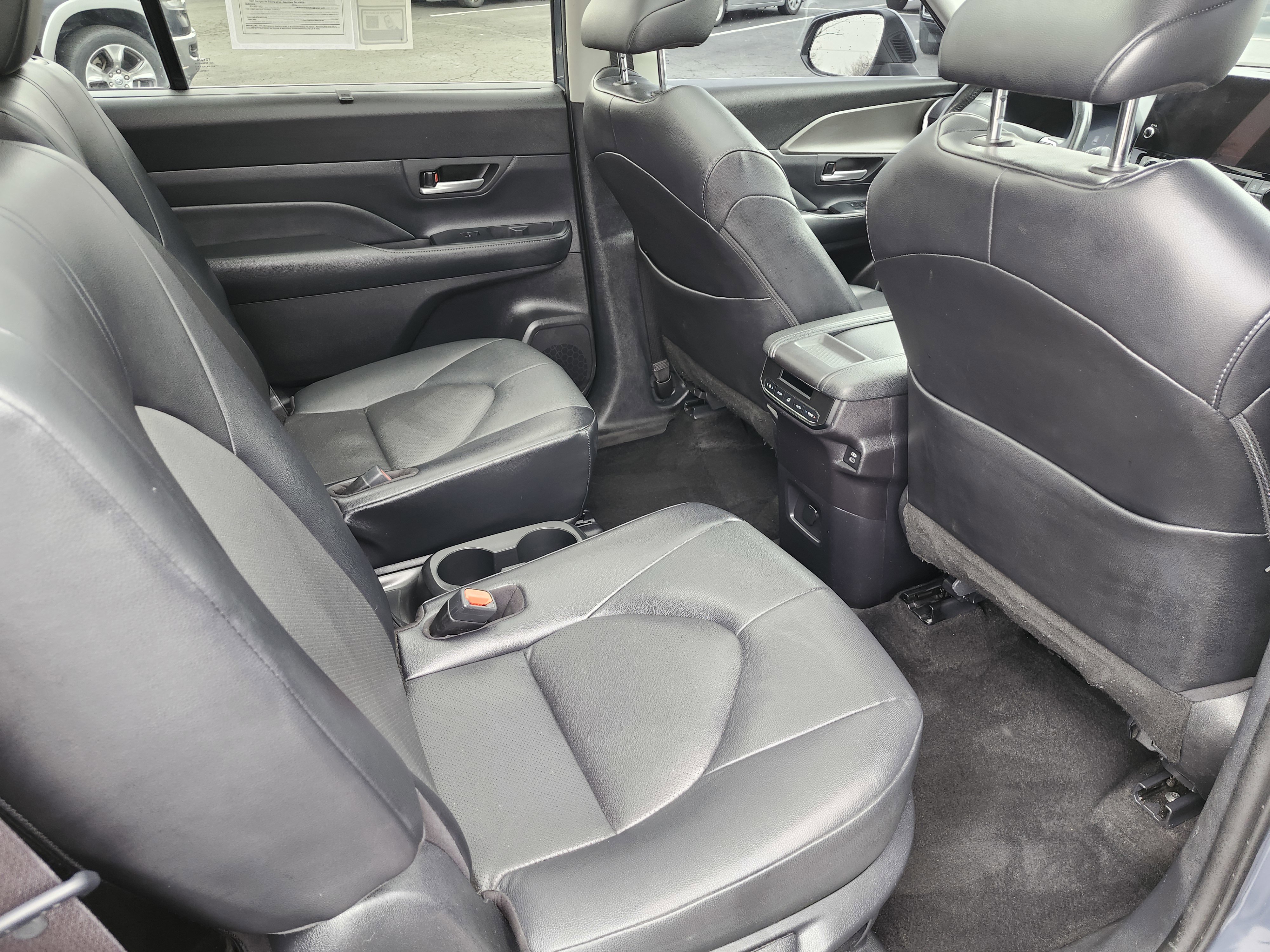 Used 2024 Toyota Grand Highlander Limited image 22