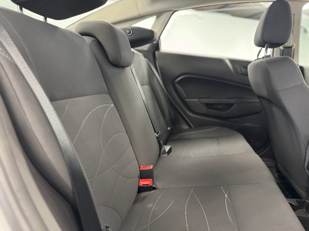 Used 2019 Ford Fiesta SE image 26
