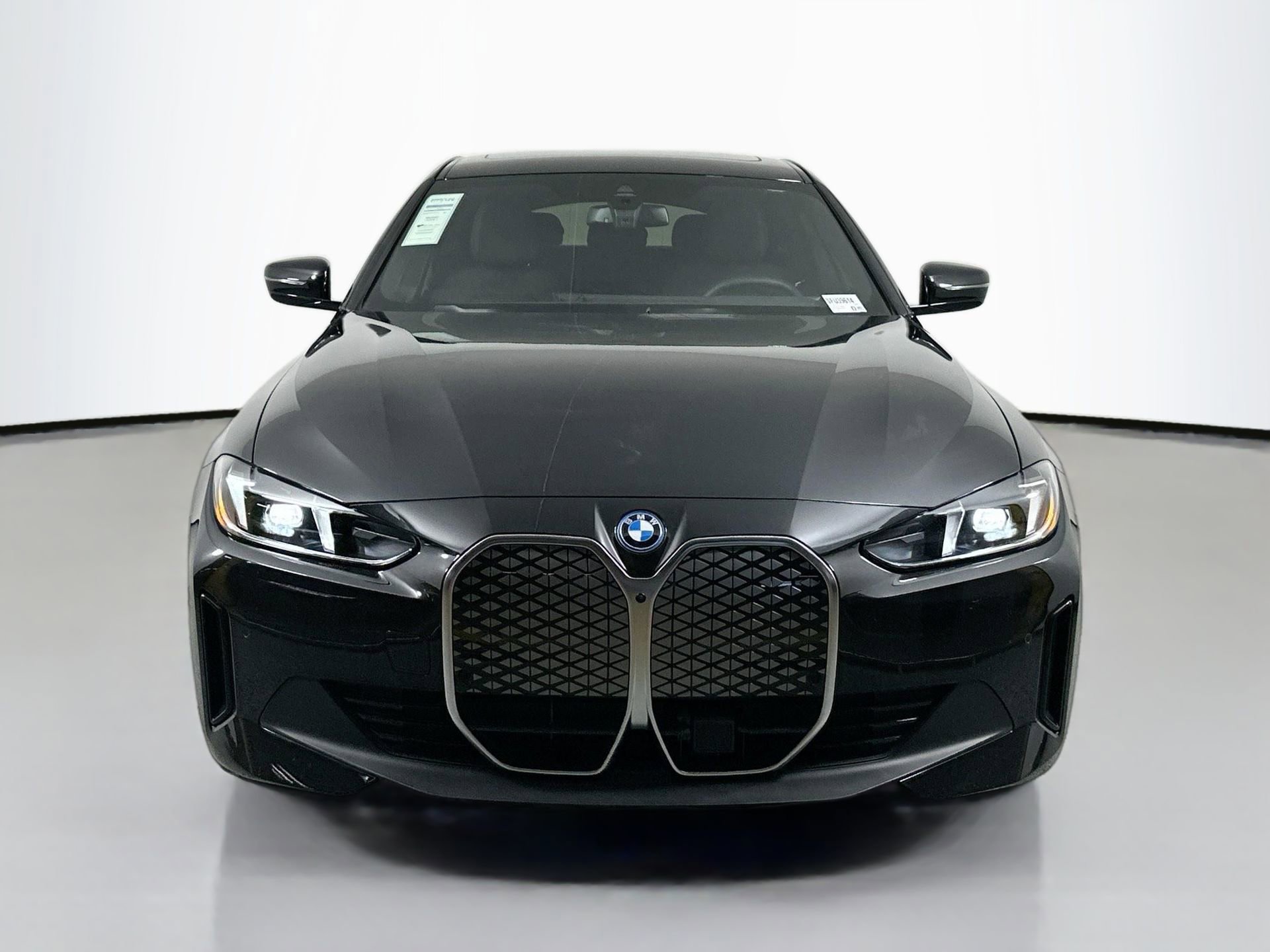 Used 2025 BMW i4 eDrive40 w/ Premium Package image 2