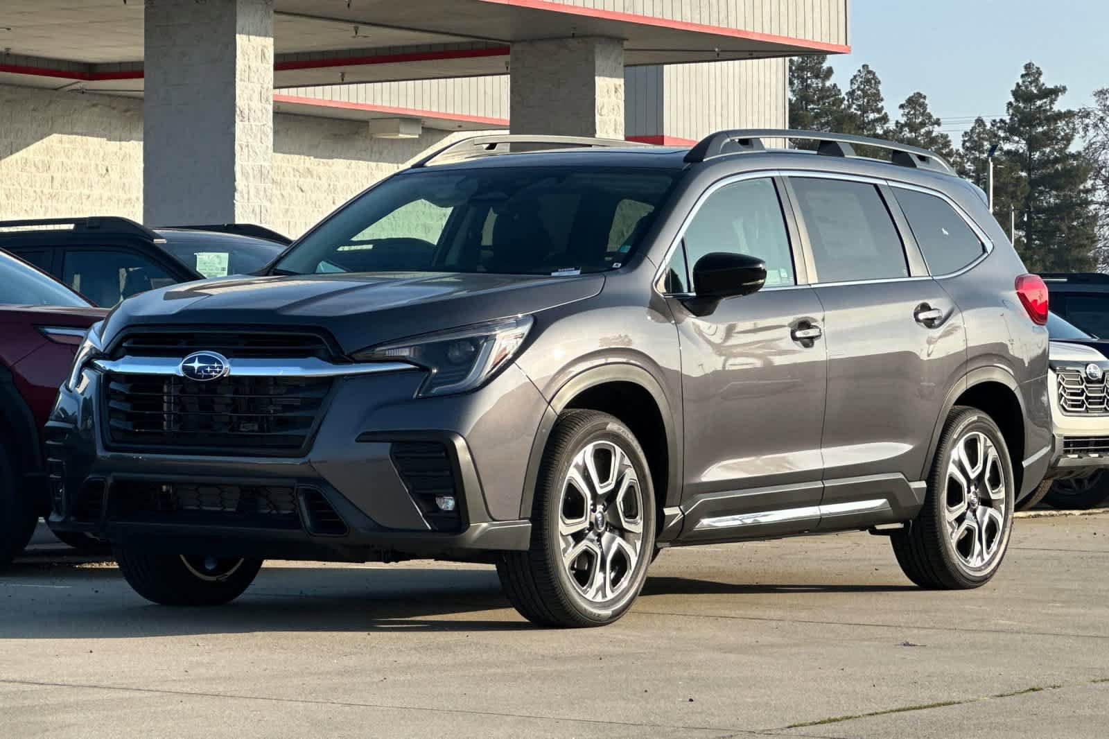 New 2026 Subaru Ascent Limited w/ Popular Package #2 AWD/4WD image 7