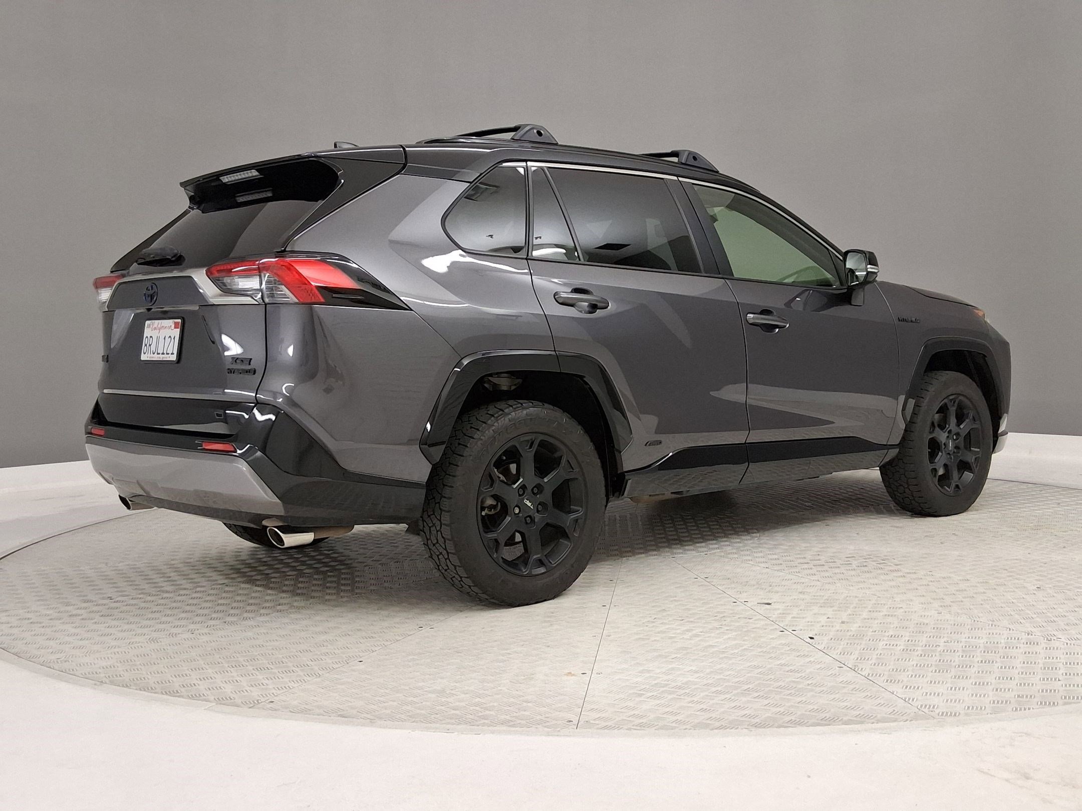 Used 2020 Toyota RAV4 XSE w/ XSE Grade Weather Package AWD/4WD image 7