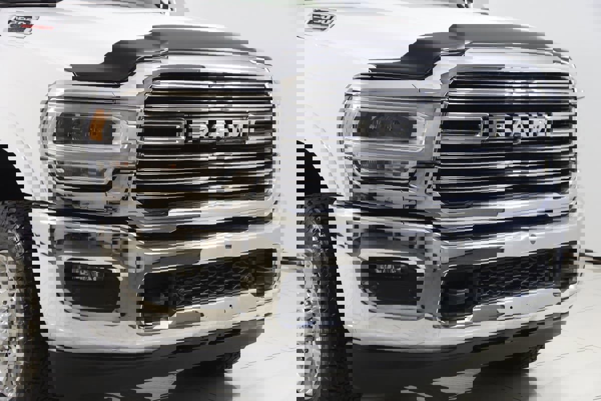 Used 2019 RAM 2500 Laramie image 47
