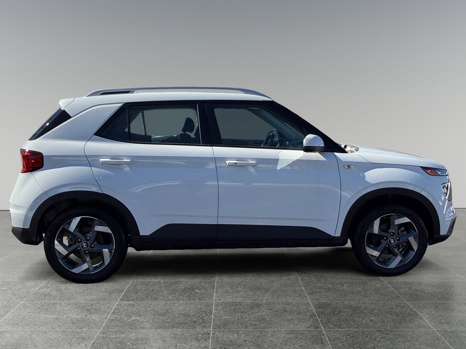 New 2025 Hyundai Venue SEL image 6
