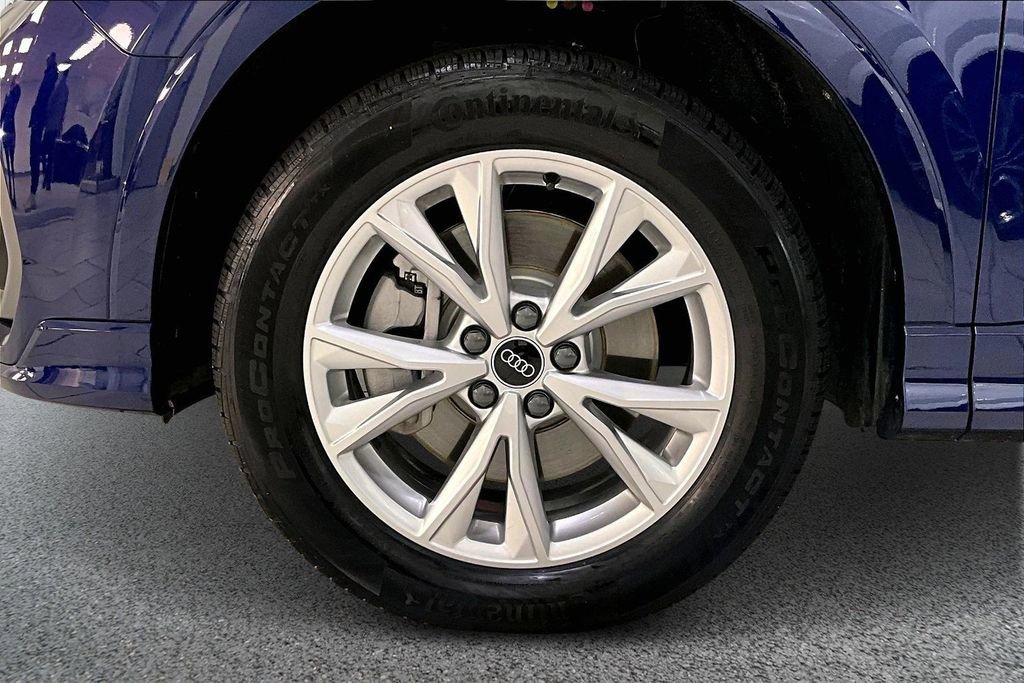 Certified 2025 Audi Q3 2.0T Premium w/ Convenience Package image 34