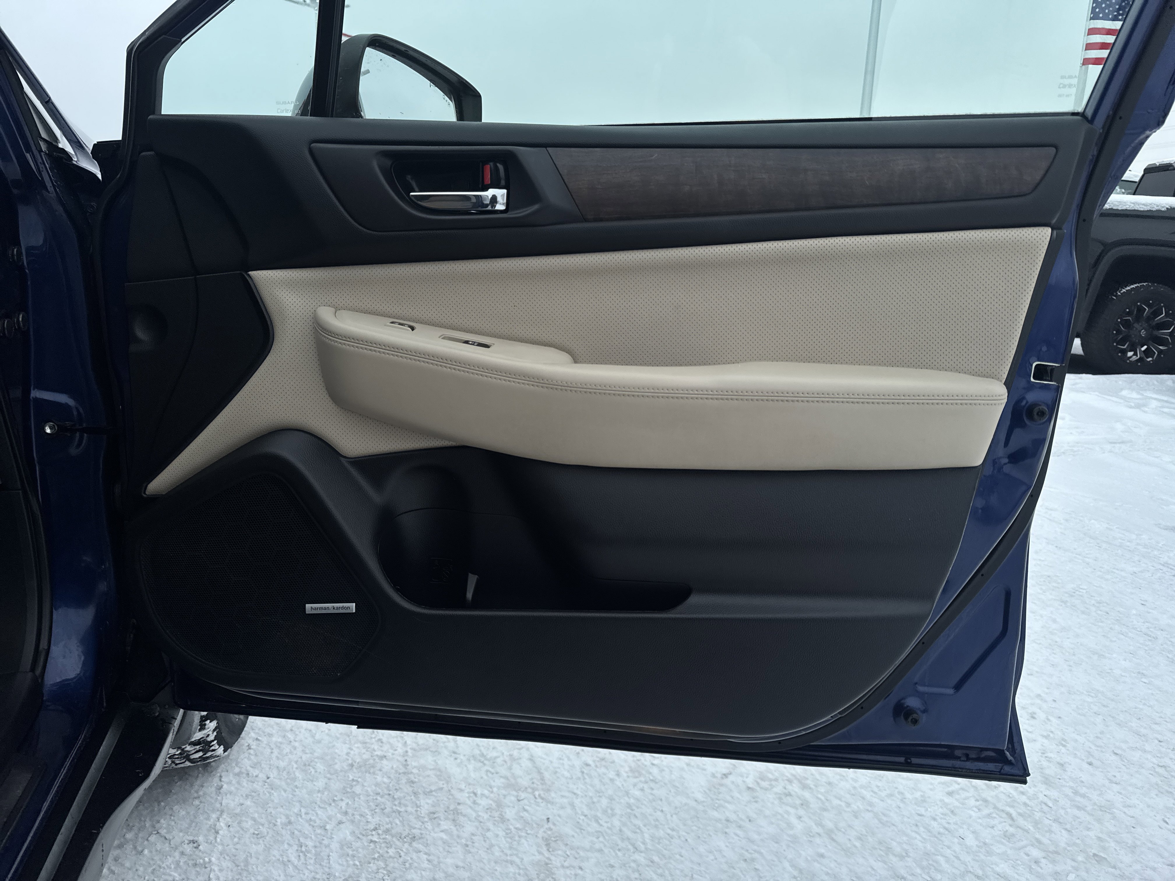 Used 2017 Subaru Outback 2.5i Limited image 26