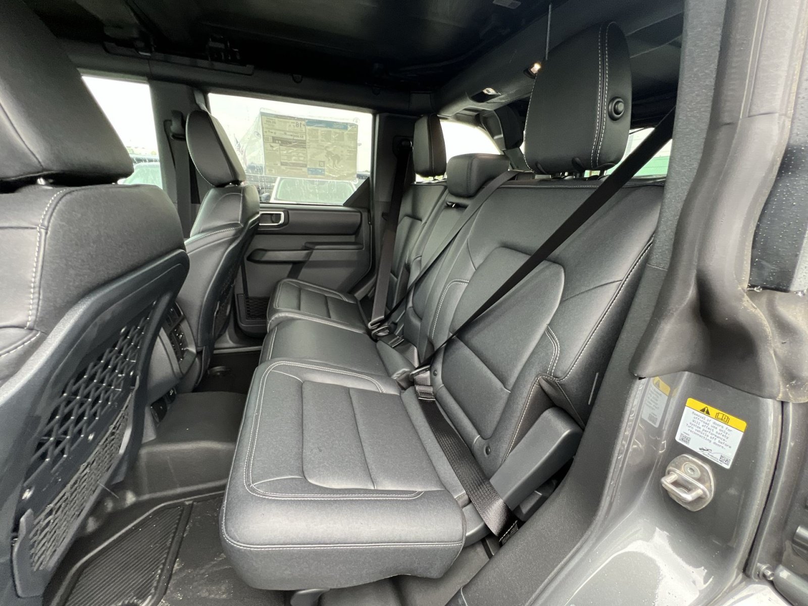 New 2025 Ford Bronco Badlands w/ Sasquatch Package AWD/4WD image 32