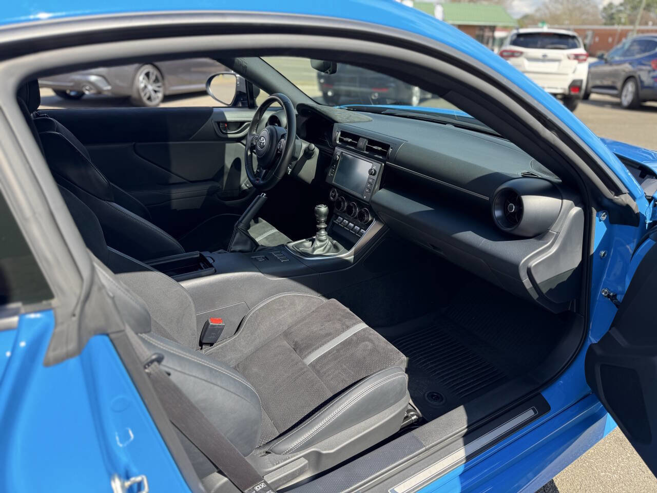 Used 2023 Toyota GR86 Premium image 16