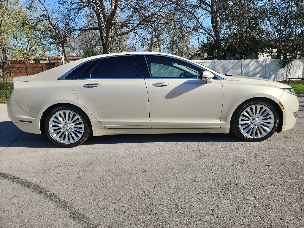 Used 2015 Lincoln MKZ AWD w/ Equipment Group 102A Reserve image 10
