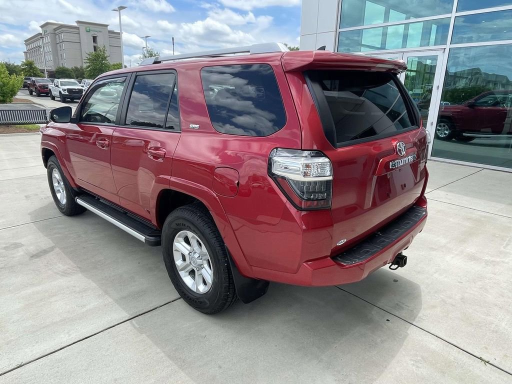 Used 2015 Toyota 4Runner SR5 AWD/4WD image 8