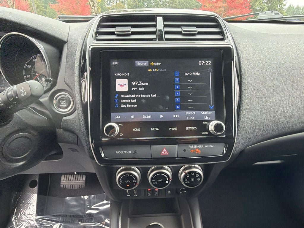 Used 2024 Mitsubishi Outlander Sport SE AWD/4WD image 19